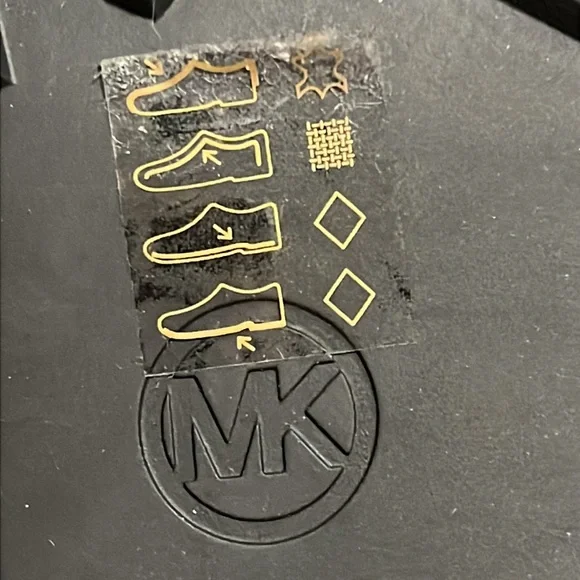 NWOT MICHAEL MICHAEL KORS Ridley Leather Ankle Boot - Picture 8 of 13